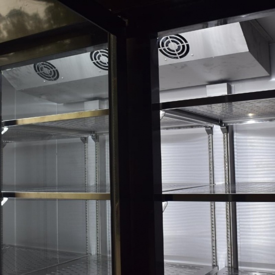 Personalizada 3 puertas de acero inoxidable de conservación de los alimentos de la pantalla cocina congelador 