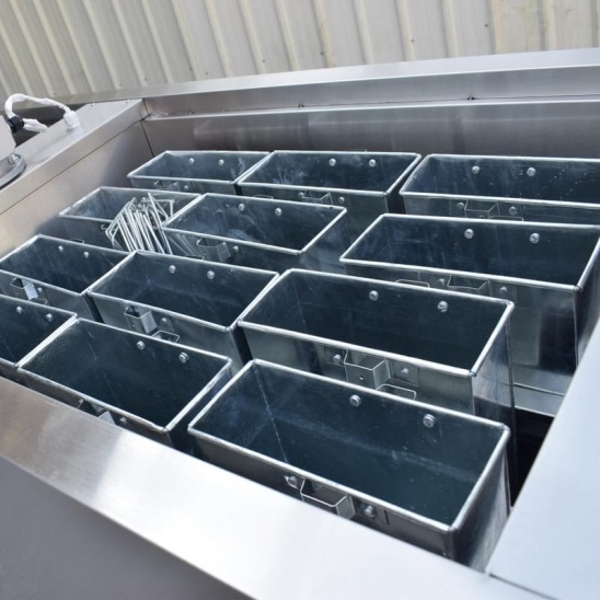 De alta calidad de la venta caliente 24-modo de acero inoxidable de un bloque de hielo que hace la máquina 
