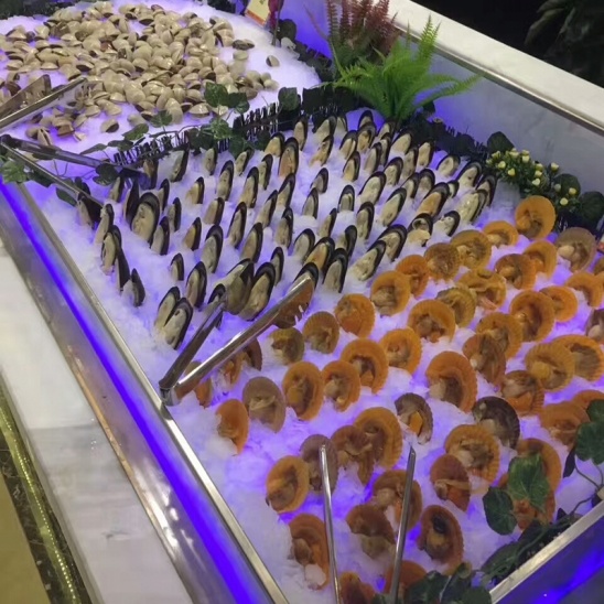Directa de la fábrica de acero inoxidable negro abierto mariscos hielo pantalla fría de la tabla 
